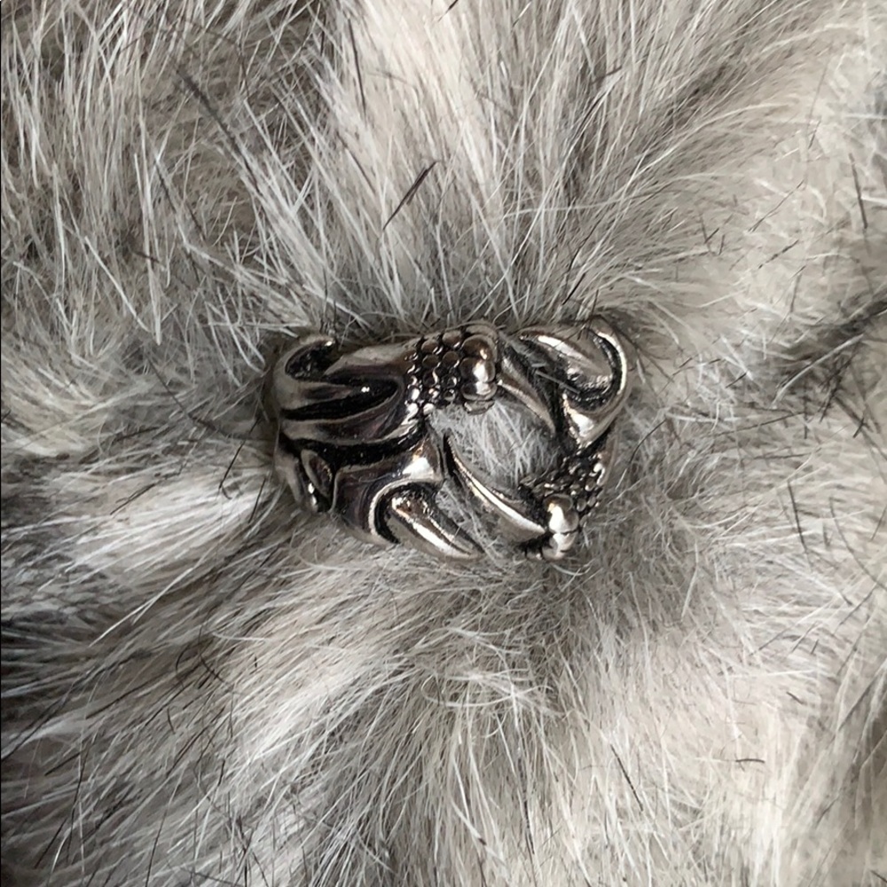 🔵Unisex Dragon Claw Ring